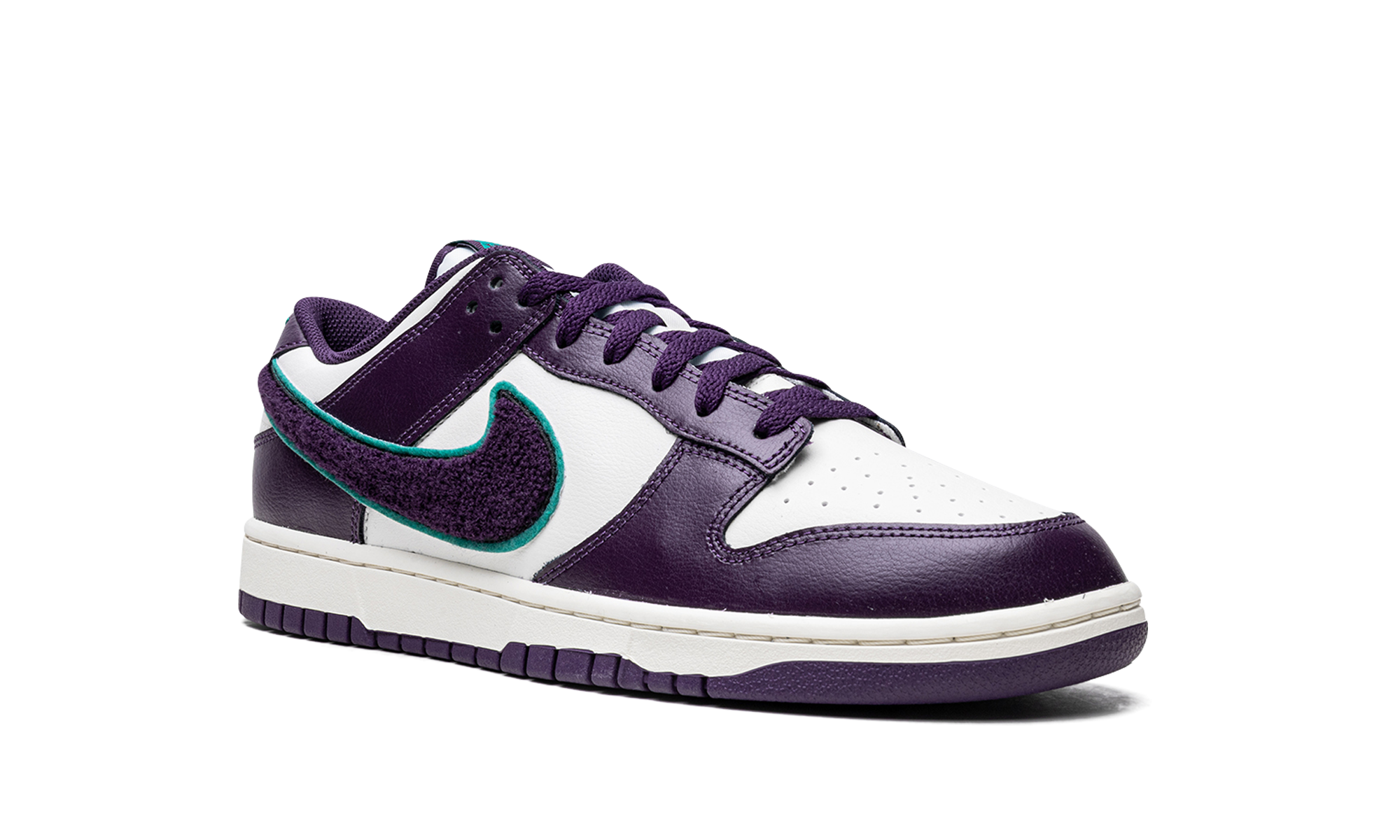 Dunk Low "Chenille Swoosh - Grand Purple" DQ7683 100