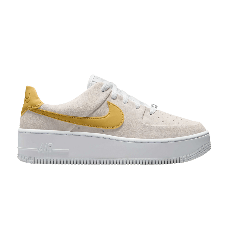 Nike Wmns Air Force 1 Sage Low 'White Infinite Gold'