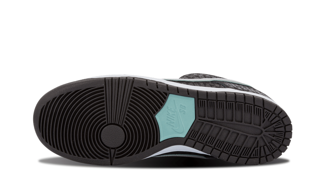 SB Dunk Low Pro Premium "Skate Park Of Tampa 20th Anniversary" 573901 002