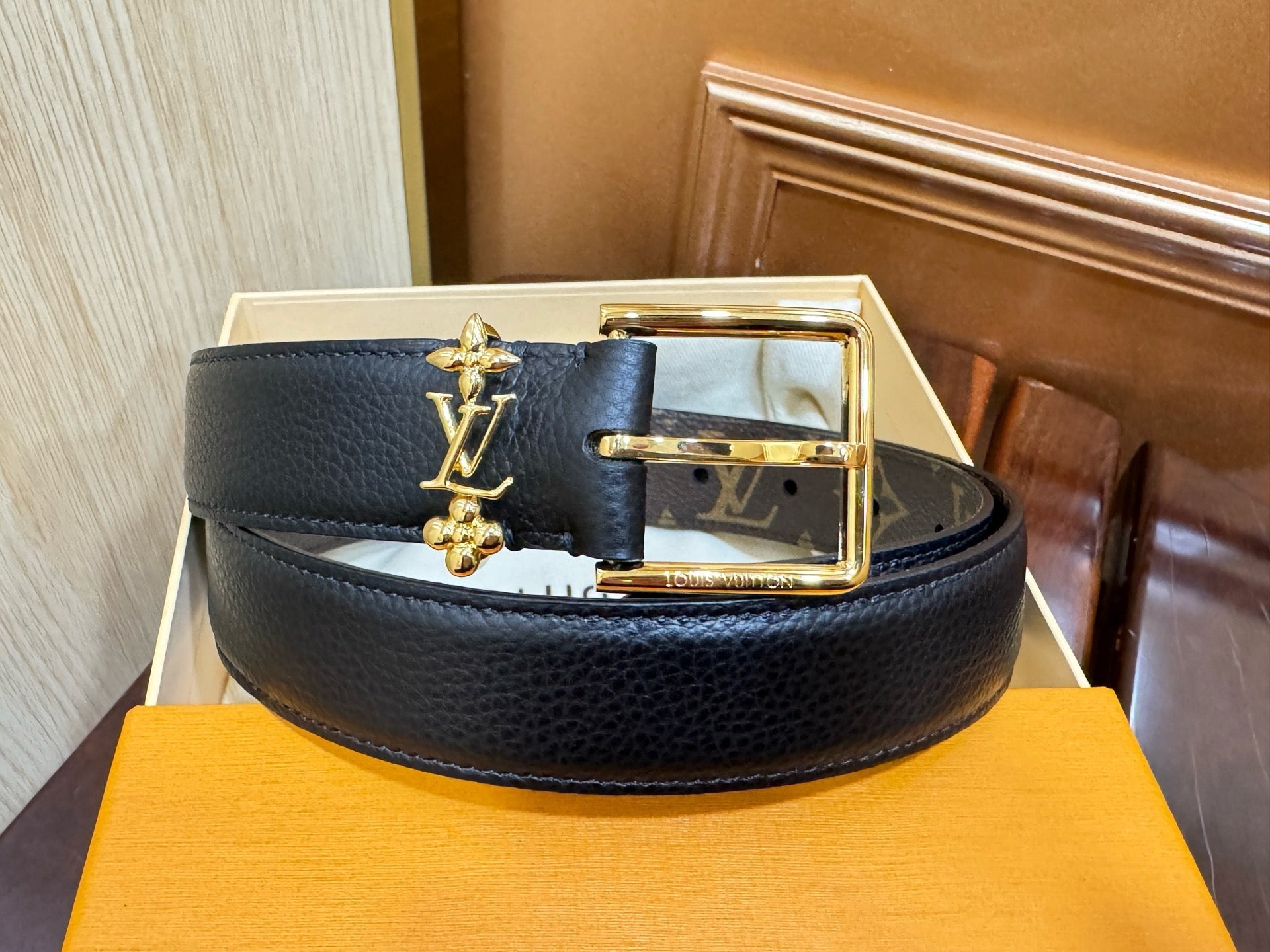 BL255 LV Flowergram 30mm Belt