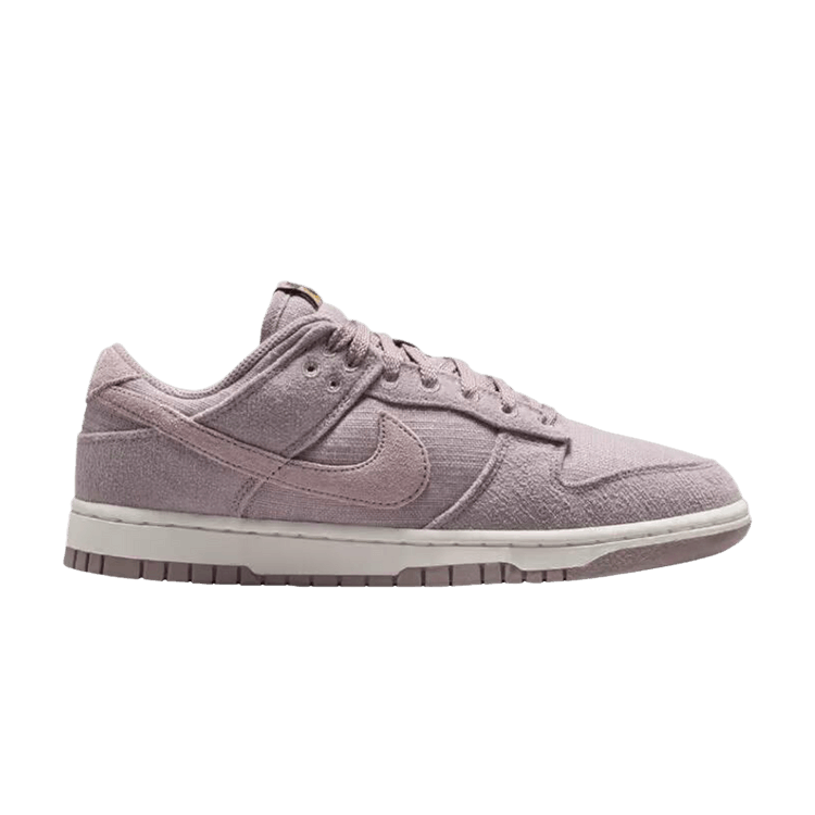 Nike Wmns Dunk Low 'Now Accepting All Flowers'