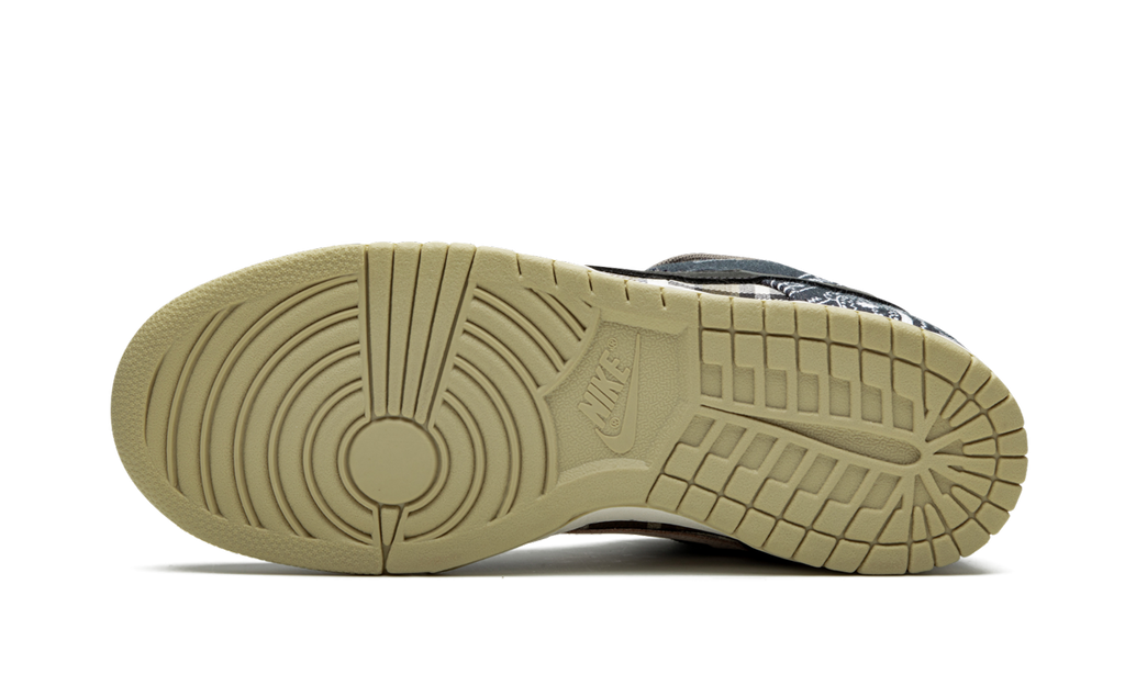 SB Dunk Low "Travis Scott" CT5053 001