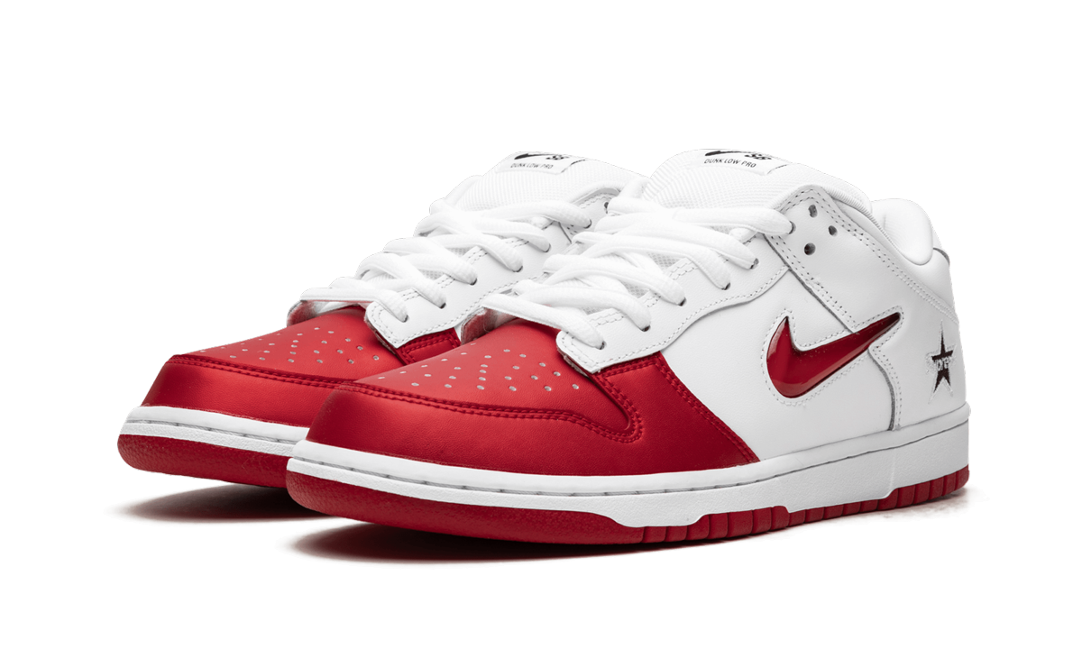 SB Dunk Low "Supreme - Jewel Swoosh Red/White" CK3480 600