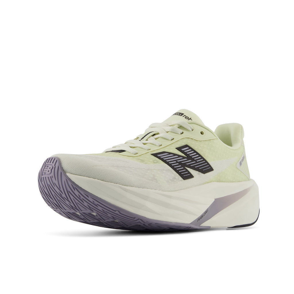 New Balance Womens Fuelcell Rebel V5 - PISTACHIO BUTTER (Wide)