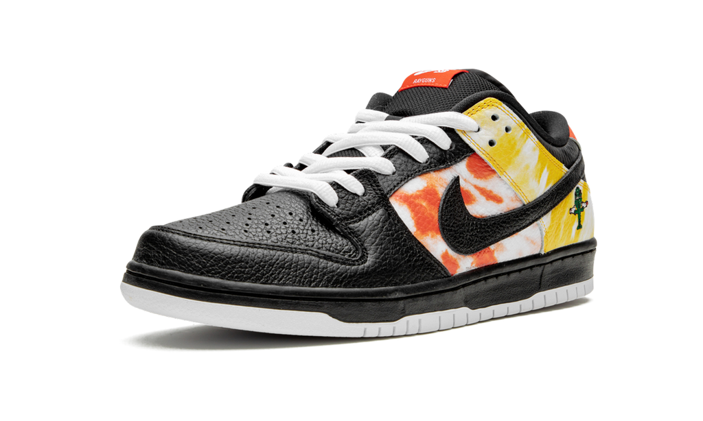 SB Dunk Low "Tie-Dye Rayguns 2019 - Black" BQ6832 001