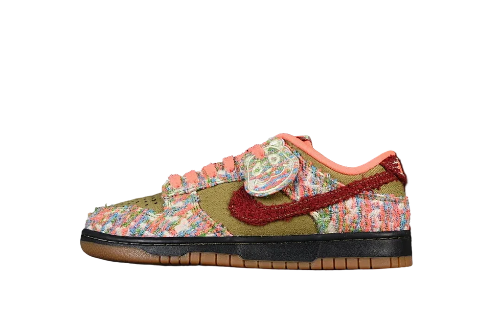 Nike SB Dunk Low "Panda-monium"