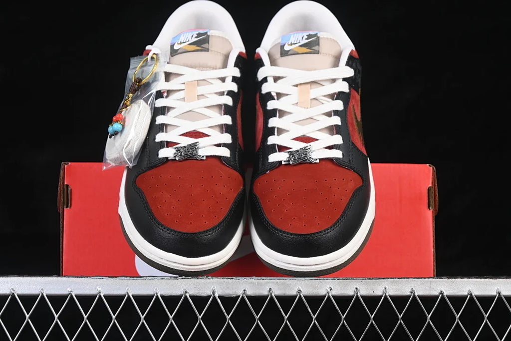 Nike SB Dunk Low "Player One"