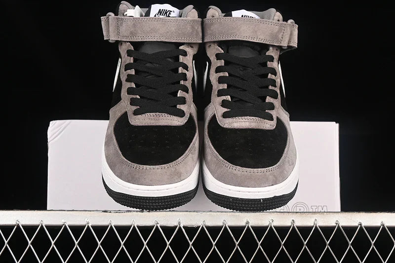 Nike Air Force 1 Mid "Black/Soft Brown"