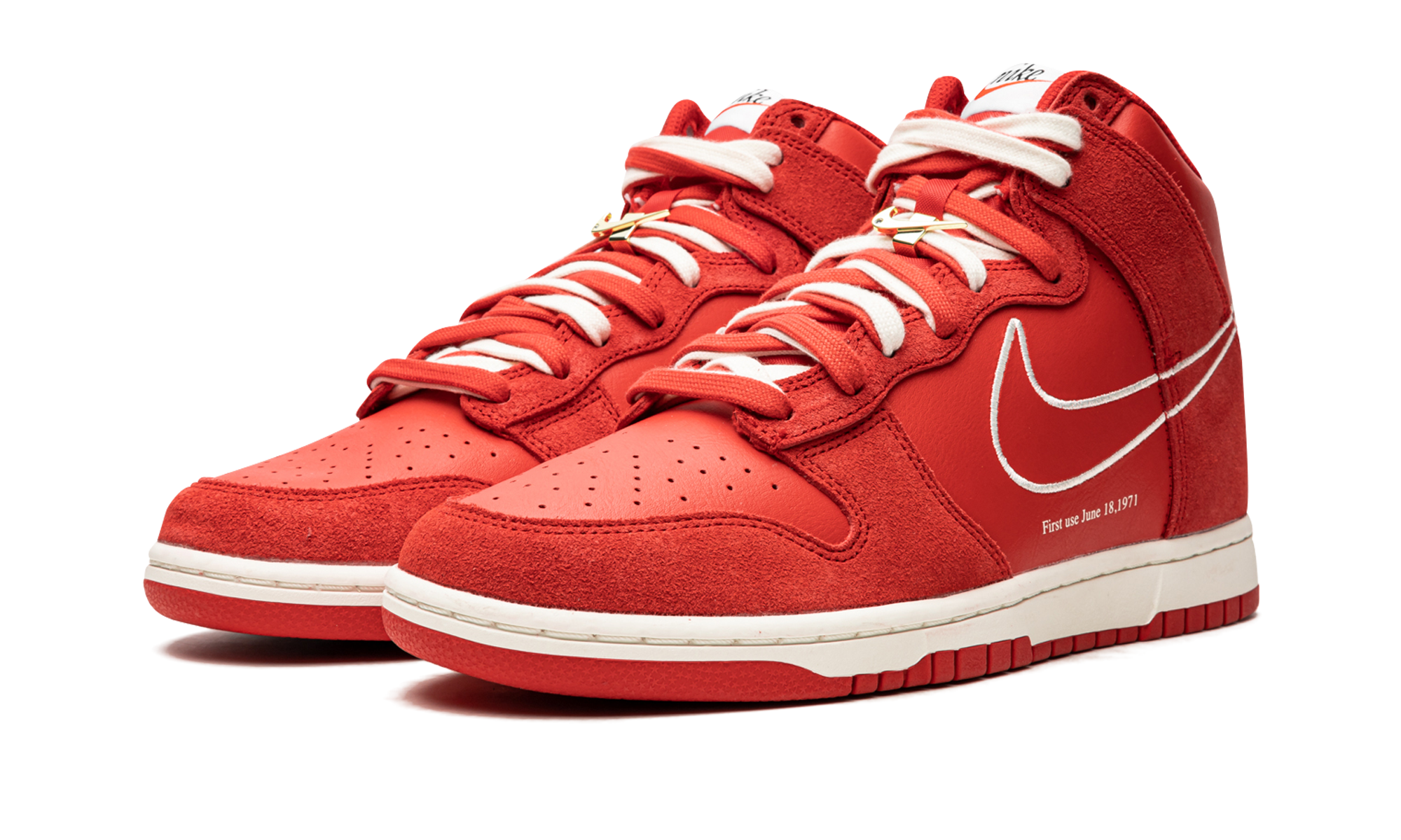 Dunk Hi SE "First Use" DH0960 600