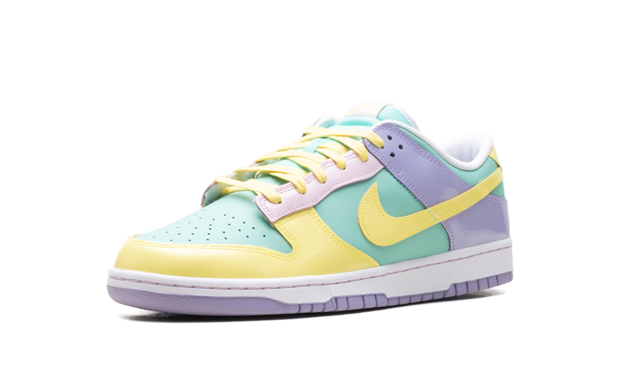 Dunk Low "Easter (2026)" IQ9404 349