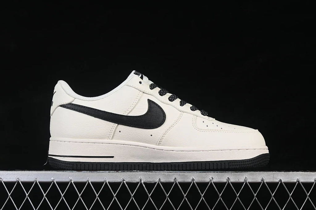Nike Air Force 1 "B/W"