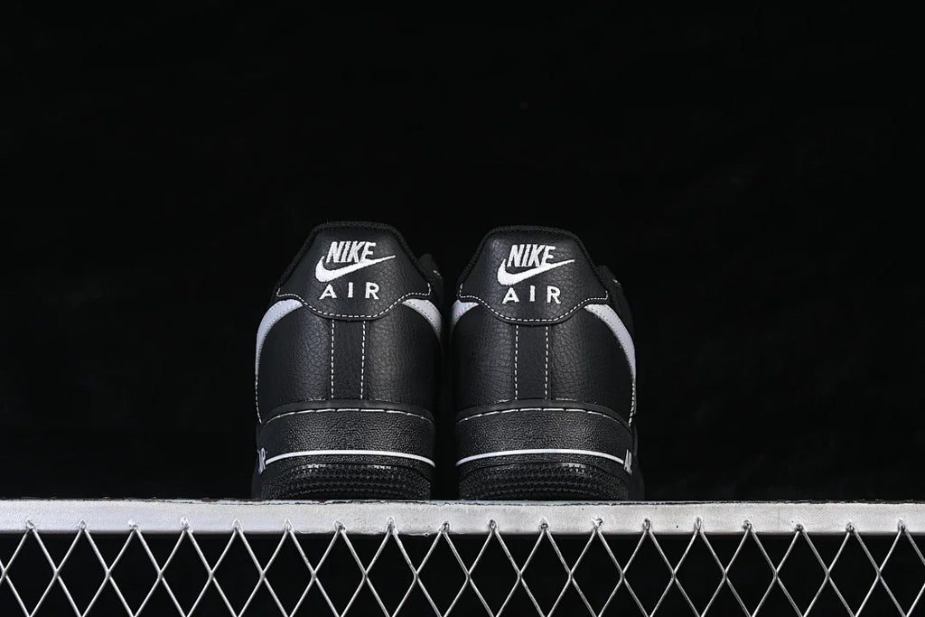 Nike Air Force 1 '07 LV8 "B&W"