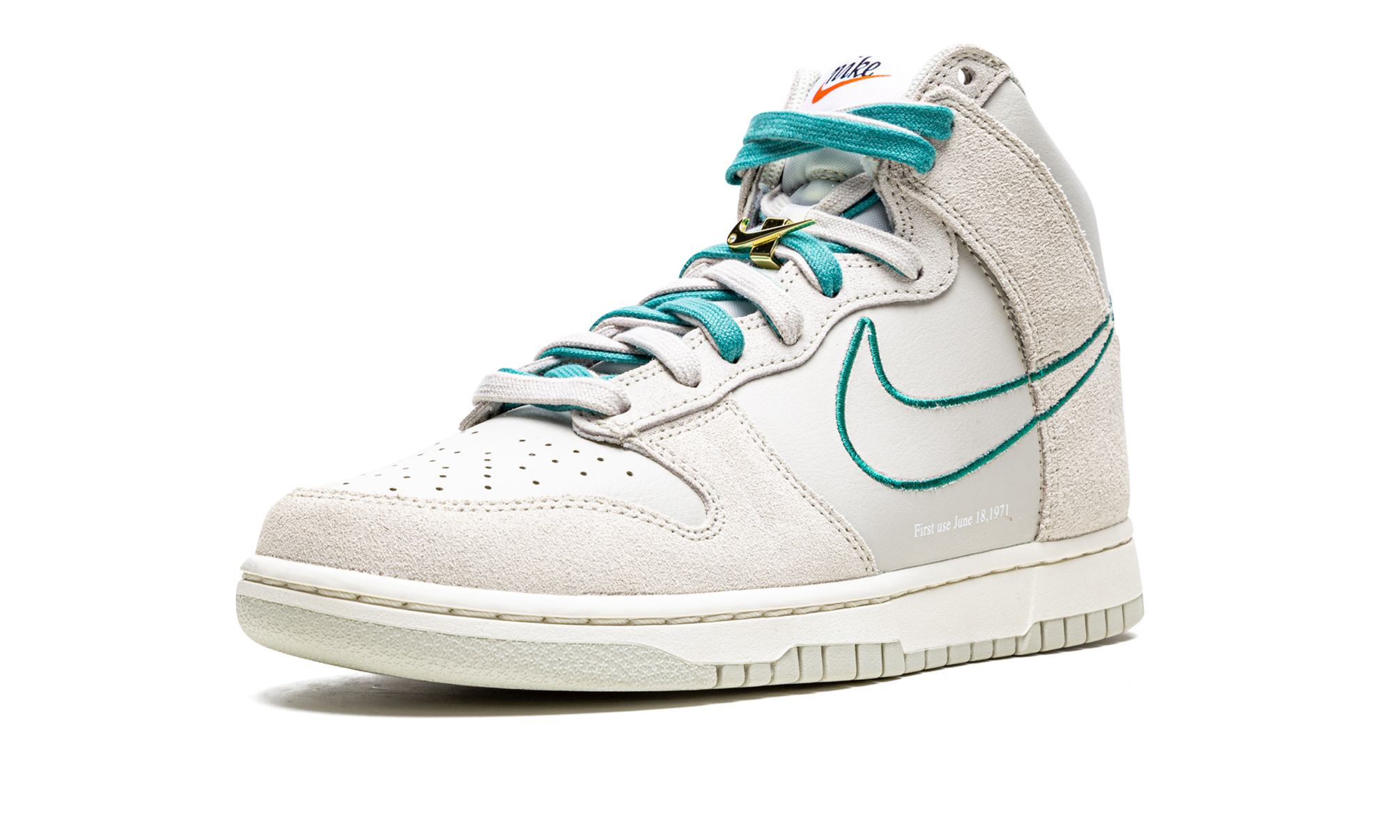 Dunk High SE "First Use - Green Noise" DH0960 001