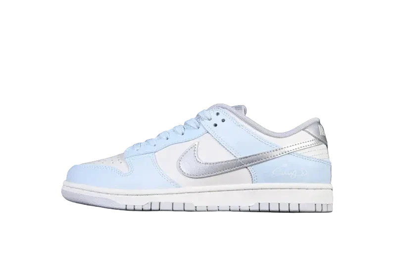 Nike SB Dunk Low "Fleece Swoosh - Light Blue"