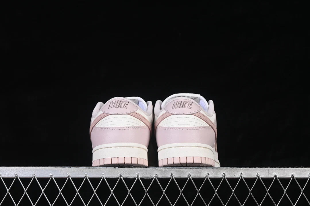 Nike SB Dunk Low "Platinum Violet"