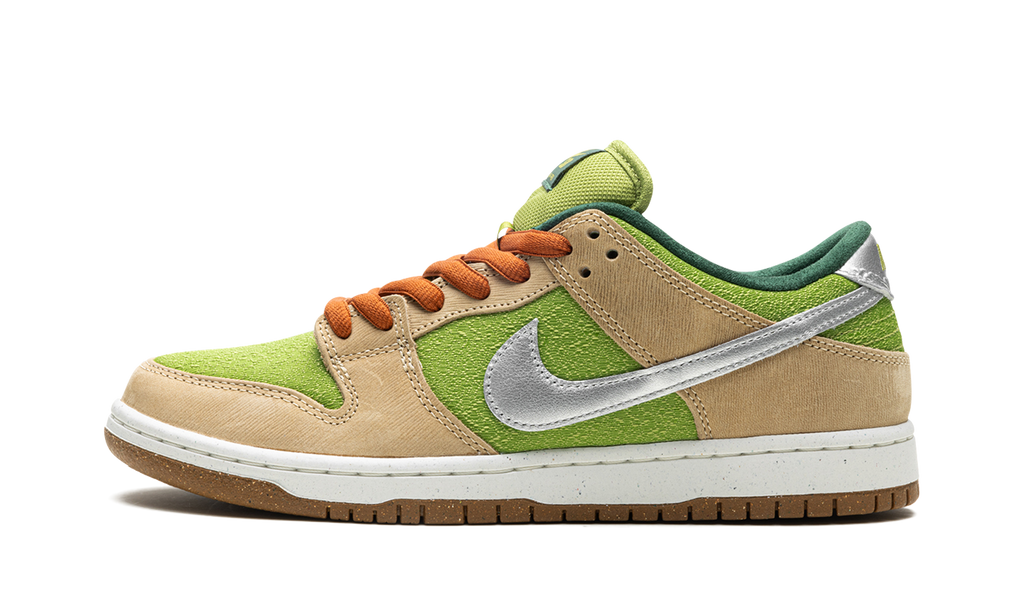 SB Dunk Low "Escargot" FQ7585 200