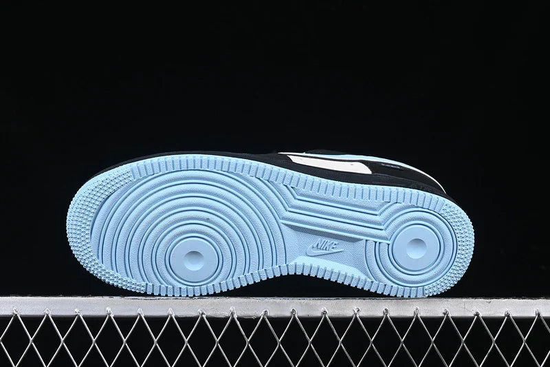 Nike Air Force 1 "Black/White/Tourquise"