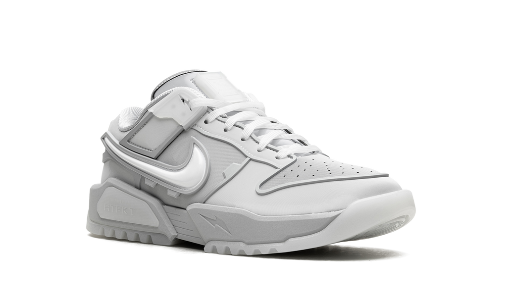 Dunk Genesis Low "RTFKT Ghost (Edition of 8461)" HQ3034 001