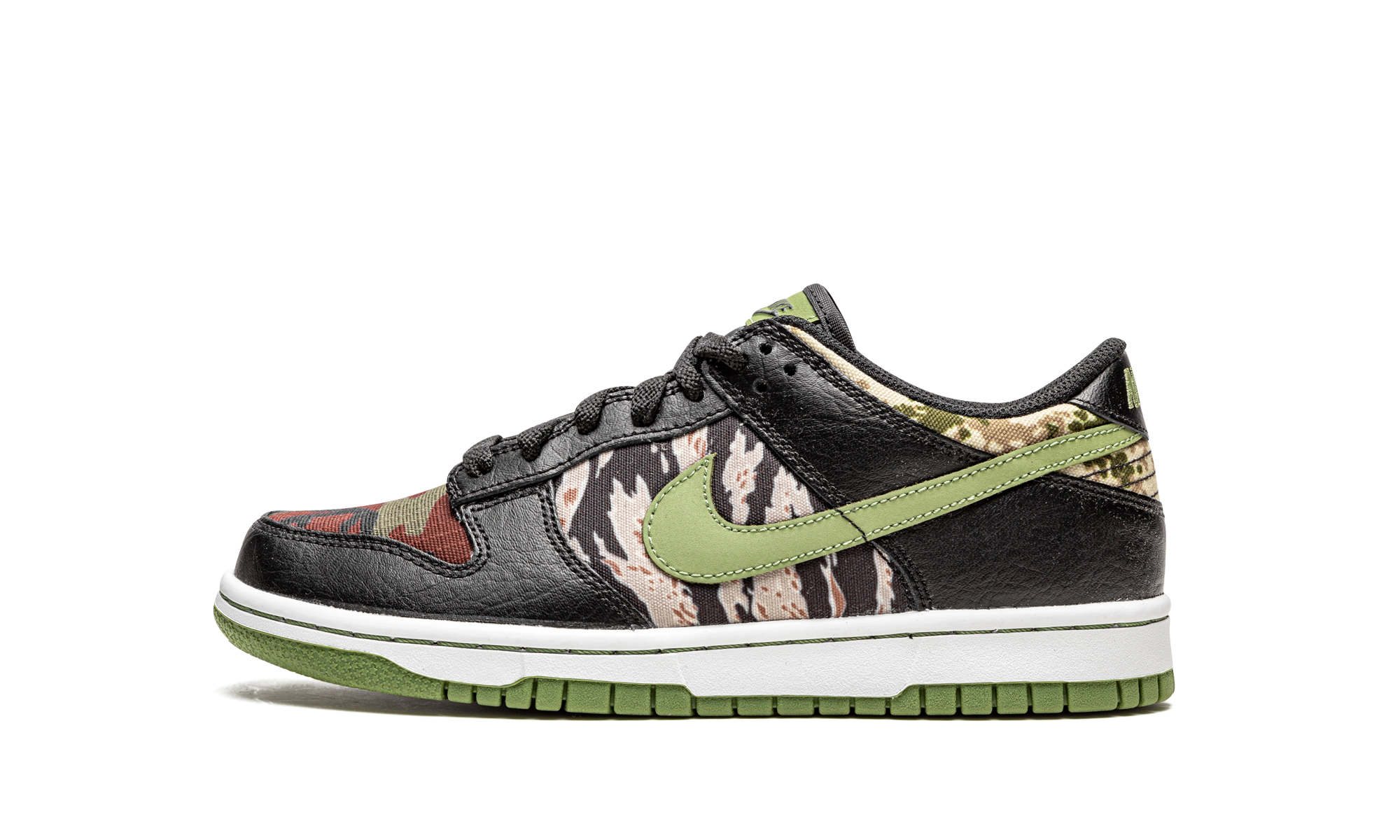 Dunk Low GS "Black Multi-Camo" DB1909 001