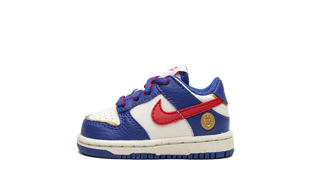 Dunk Low "Superhero" FD0675 400