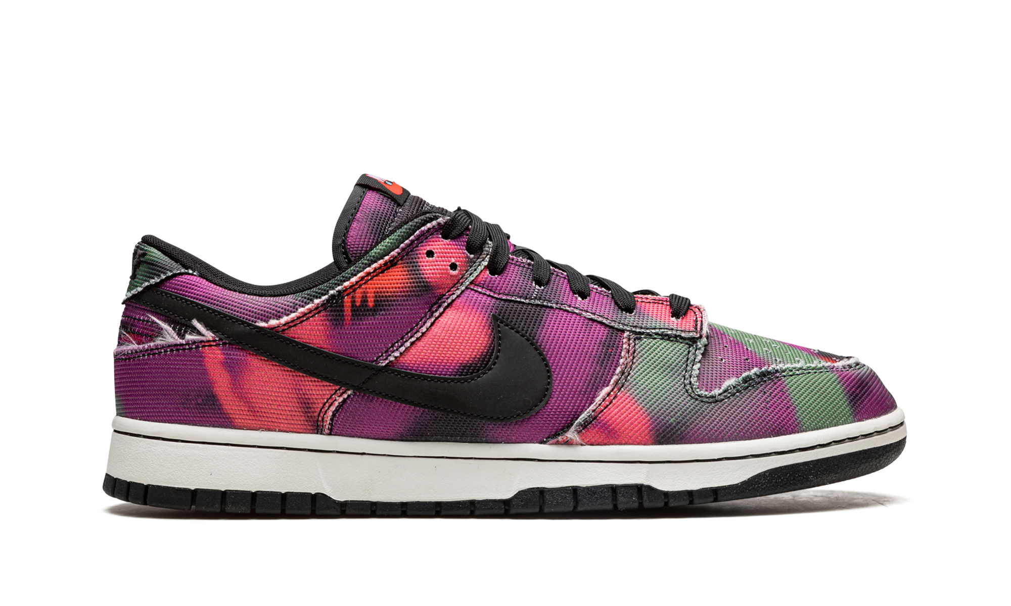 Dunk Low Retro PRM "Graffiti" DM0108 002