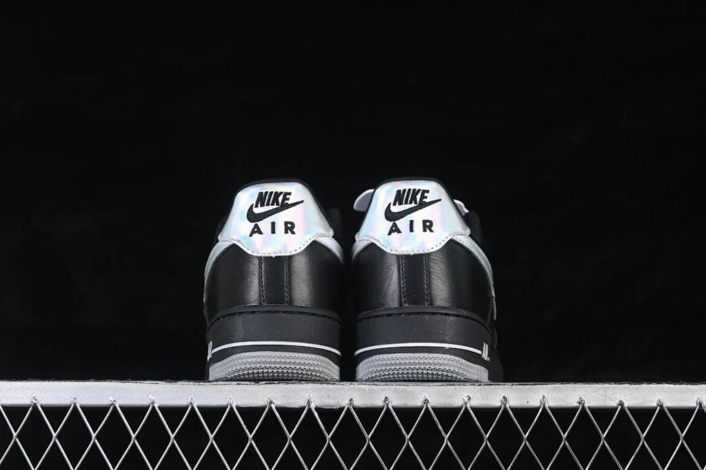 Nike Air Force 1 '07 LV8