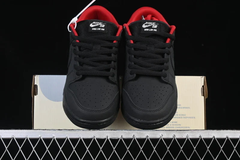 Nike SB Dunk X Supreme 94