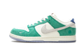 Dunk Low / Kasina "Road Sign" CZ6501 101