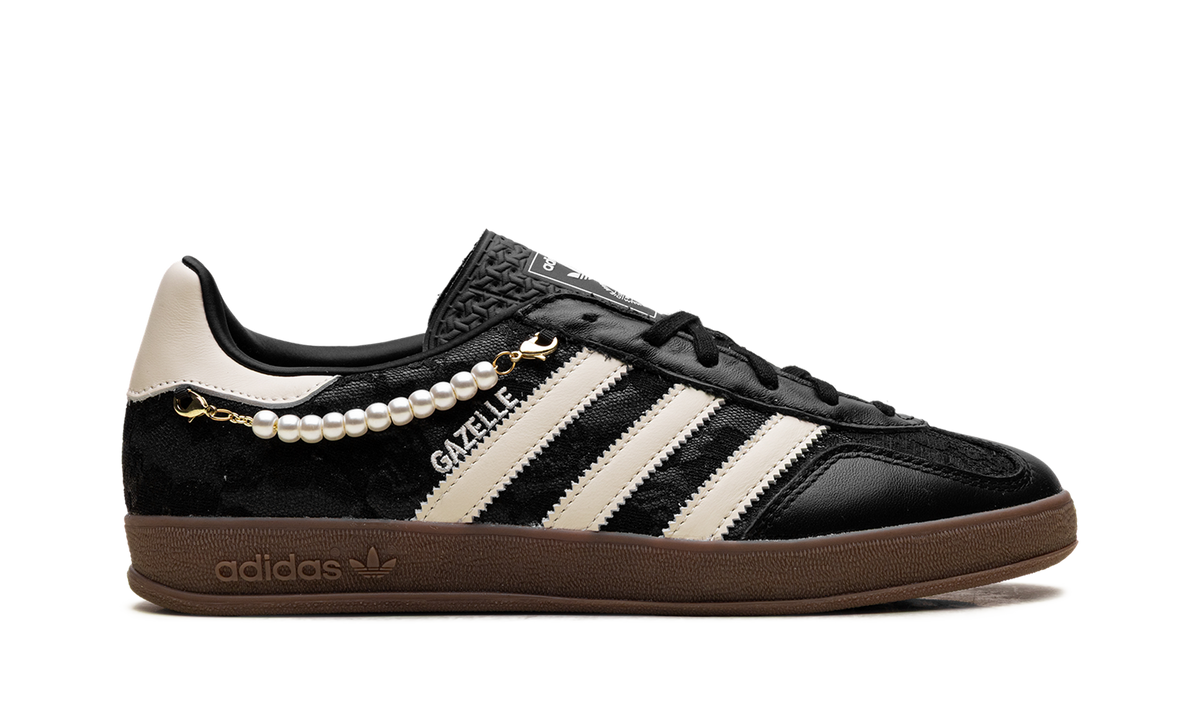 Gazelle Indoor WMNS "Black Pearl" HQ2624