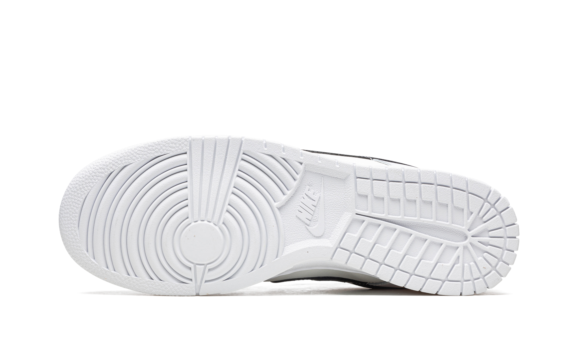 Dunk Low Retro "Reverse Panda" DJ6188 101