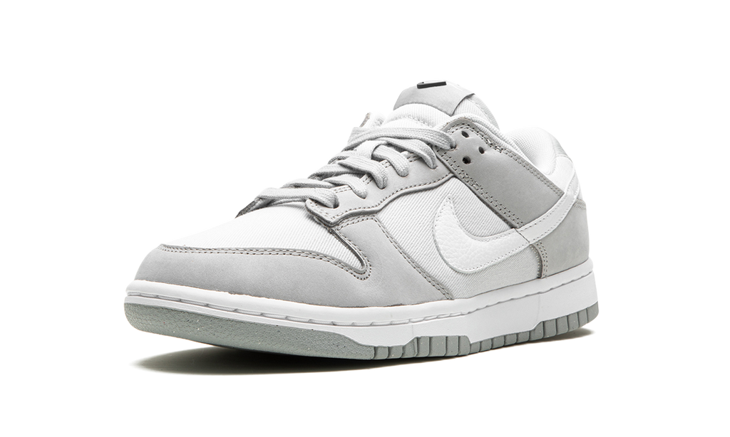 DUNK LOW LX NBHD WMNS "Light Smoke Grey" FB7720 002