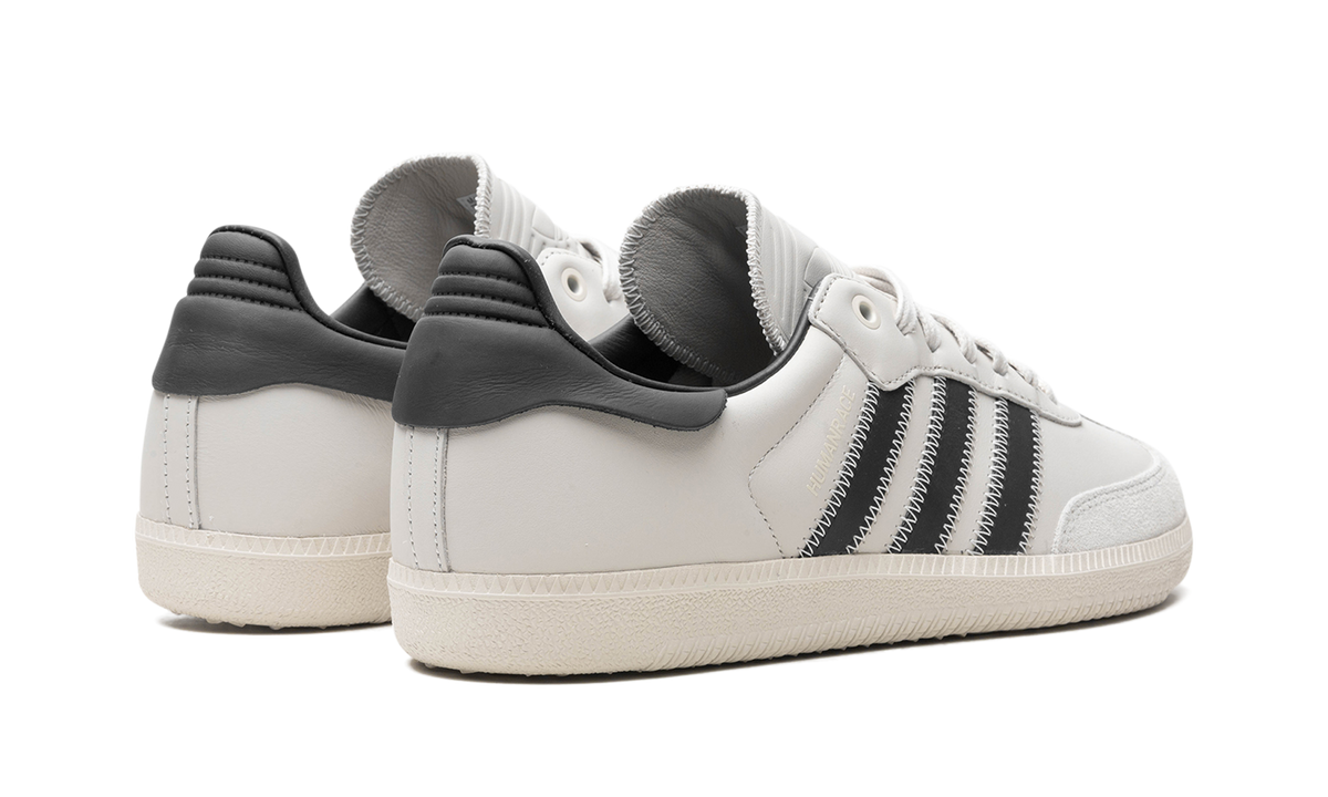 Samba "Pharrell Williams - Core Black" ID9065