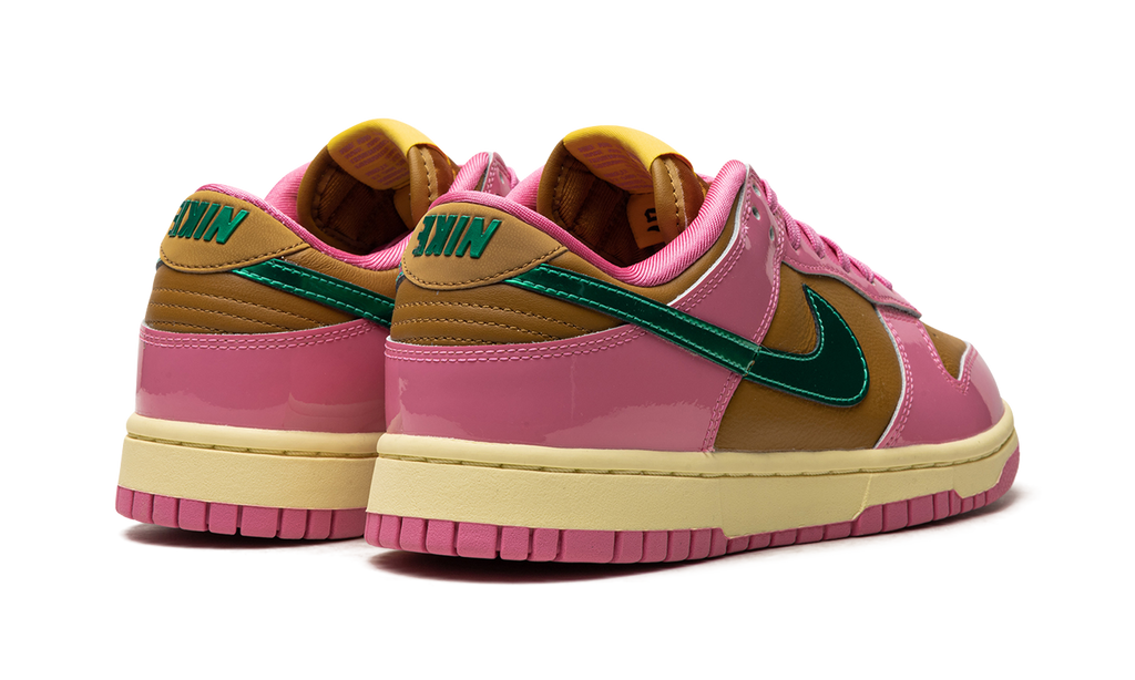 DUNK LOW WMNS "Parris Goebel" FN2721 600