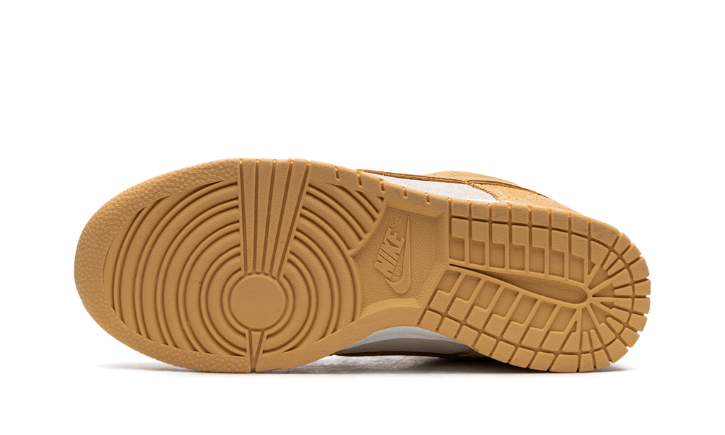 DUNK LOW WMNS "Celestial Gold Suede" DV7411 200