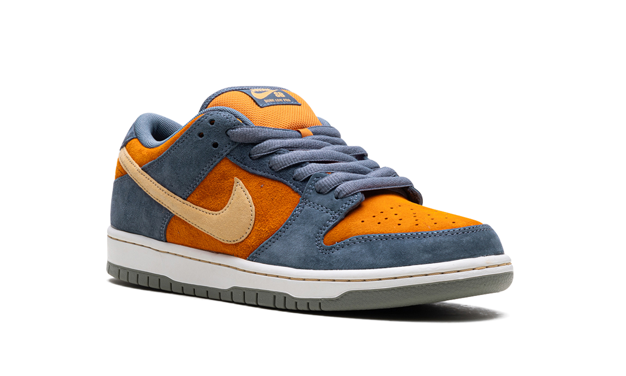 SB Dunk Low Pro "Light Carbon" HF3063 002