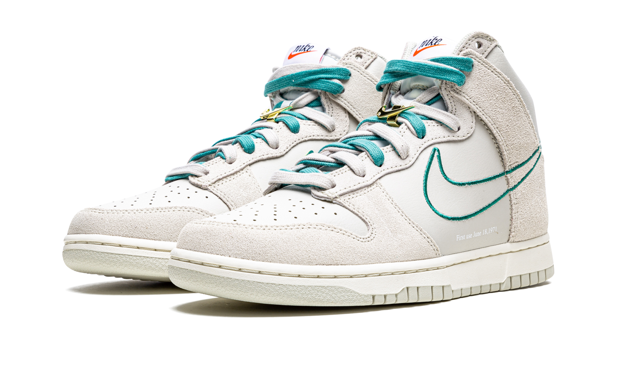 Dunk High SE "First Use - Green Noise" DH0960 001