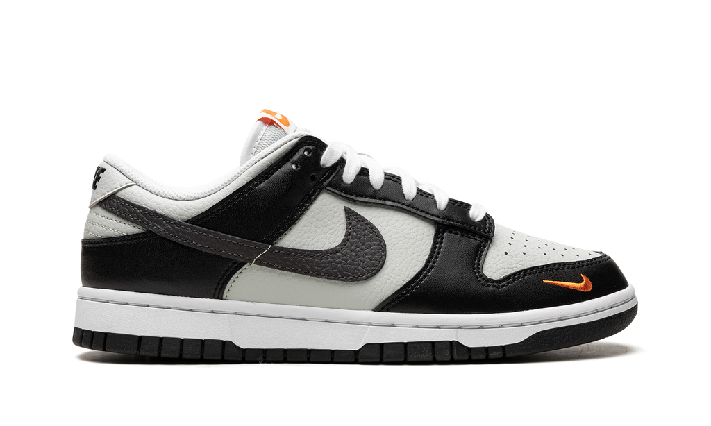 Dunk Low "Black/Total Orange" FN7808 001