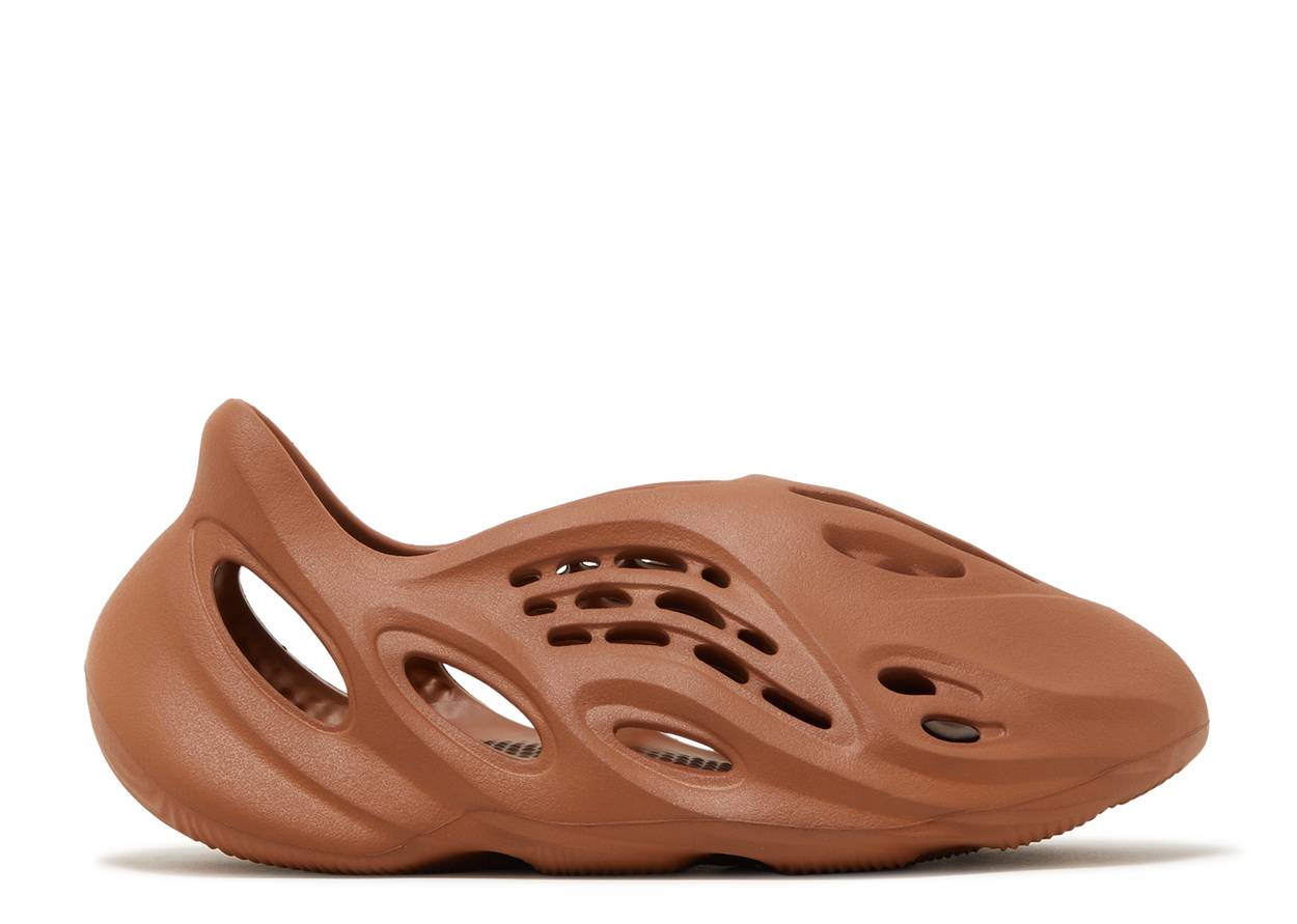 Clay Red Yeezy Foam Rnnr