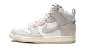 Dunk High SP "Notre - Light Orewood Brown" CW3092 100