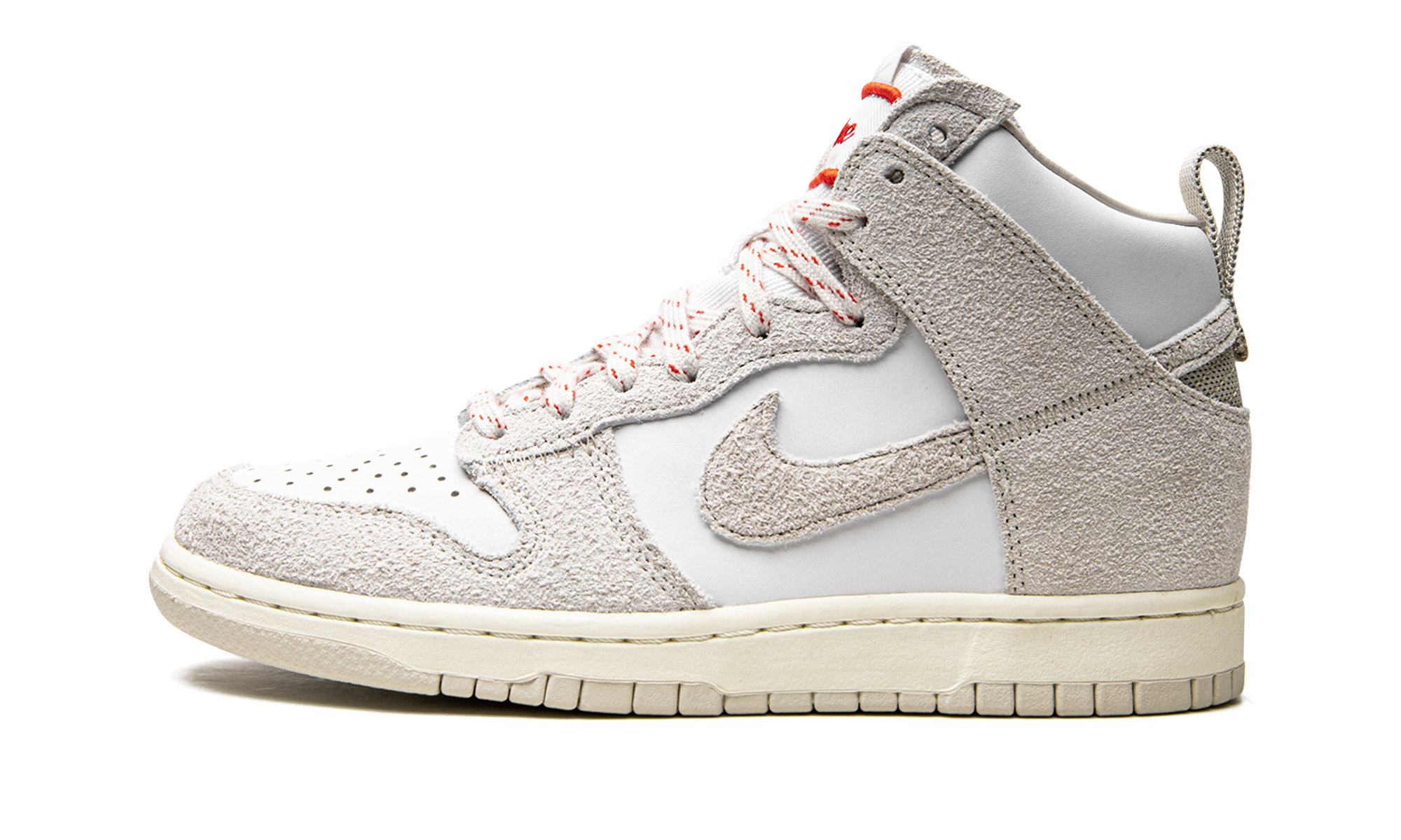 Dunk High SP "Notre - Light Orewood Brown" CW3092 100