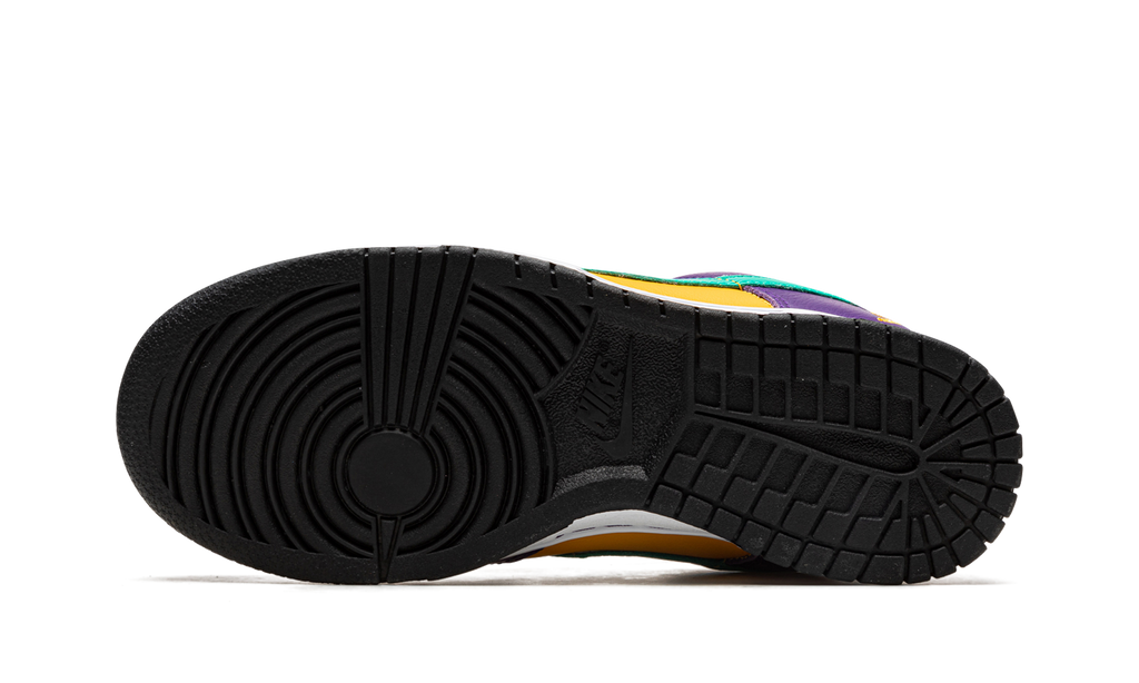 DUNK LOW WMNS "Lisa Leslie" DO9581 500