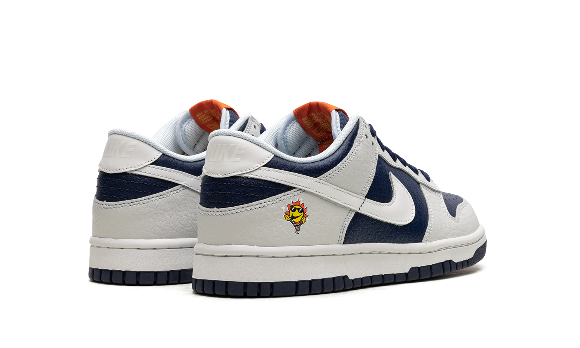 Dunk Low GS "UV Reactive" FN6968 025