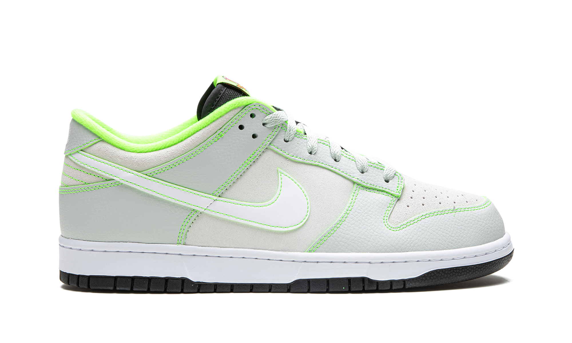Dunk Low UO P "Oregon" FQ7260 001