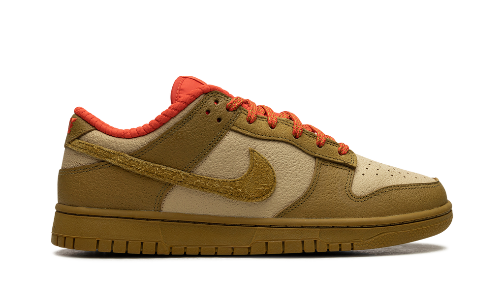 DUNK LOW WMNS "Bronzine Picante Red" FQ8897 252
