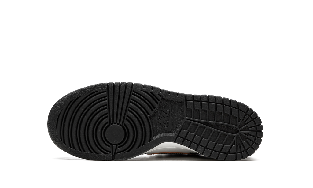 Dunk Low "Black White Metallic" DH9764 001