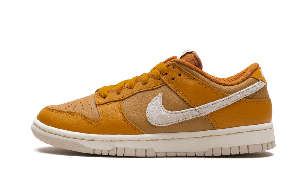 Dunk Low "Monarch" HJ9121 815