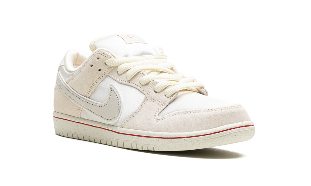 SB Dunk Low "Valentine's Day - Low Love Found" FZ5654 100
