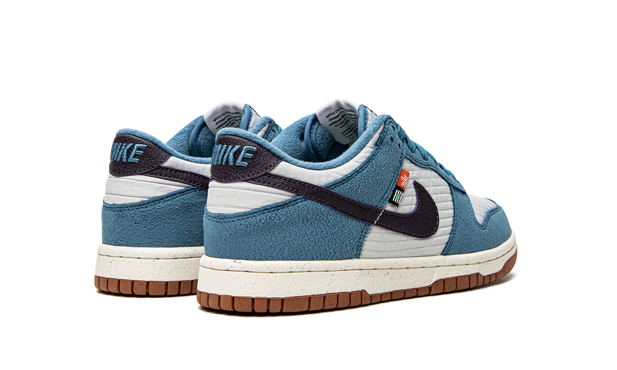 Dunk Low SE (GS) "Toasty" DC9561 400