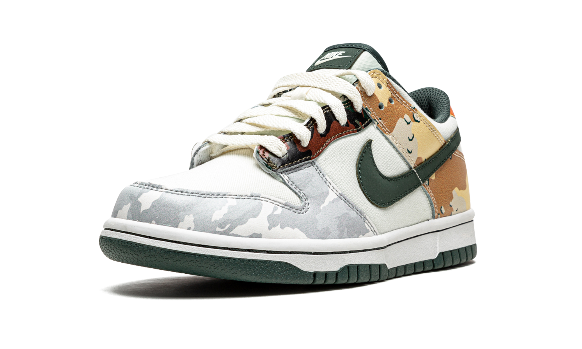 Dunk Low GS "Sail Multi-Camo" DB1909 100