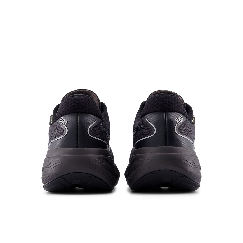New Balance Mens 880v15 Gore-tex® - BLACK (Wide)